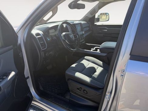 Used 2019 RAM 1500 Big Horn AWD/4WD image 9