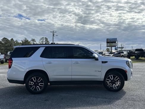 Used 2021 GMC Yukon AT4 image 4