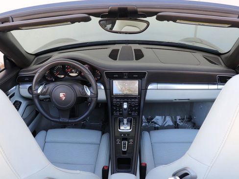 Used 2013 Porsche 911 Carrera image 34
