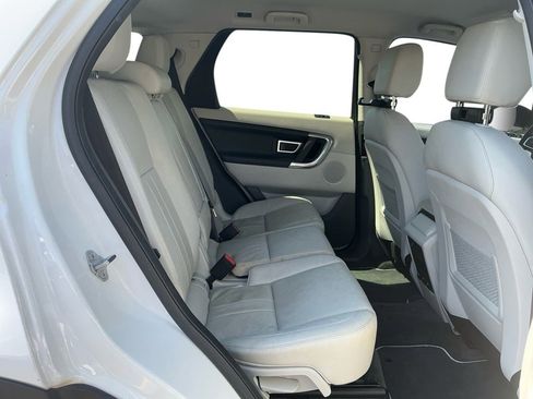 Used 2019 Land Rover Discovery Sport SE AWD/4WD image 23