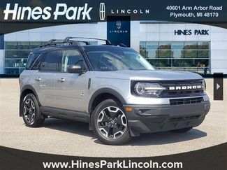 Used 2022 Ford Bronco Sport Outer Banks w/ Tech Package image 1