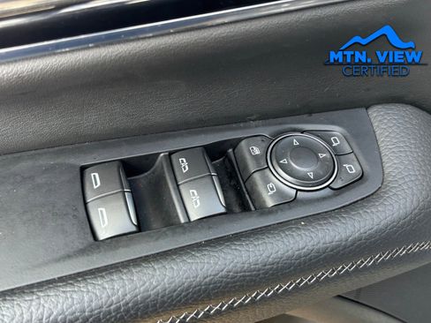 Used 2025 GMC Yukon Denali image 16