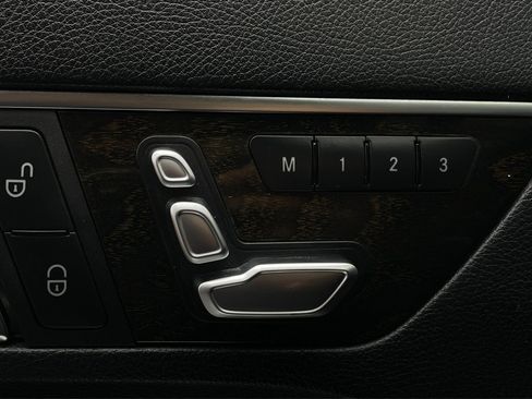 Used 2014 Mercedes-Benz E 350 Cabriolet image 37