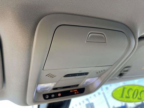 Used 2021 Chevrolet Blazer LT AWD/4WD image 33