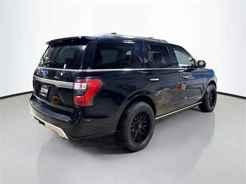 Used 2019 Ford Expedition Platinum image 7
