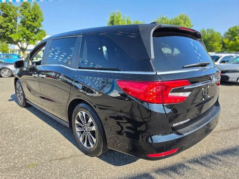 Used 2023 Honda Odyssey EX-L image 3