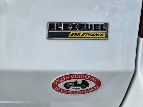 Used 2019 Dodge Grand Caravan SE w/ UConnect Hands-Free Group image 52