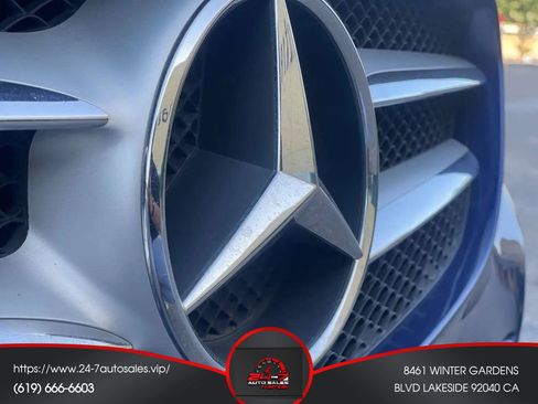 Used 2017 Mercedes-Benz C 300 Sedan image 30