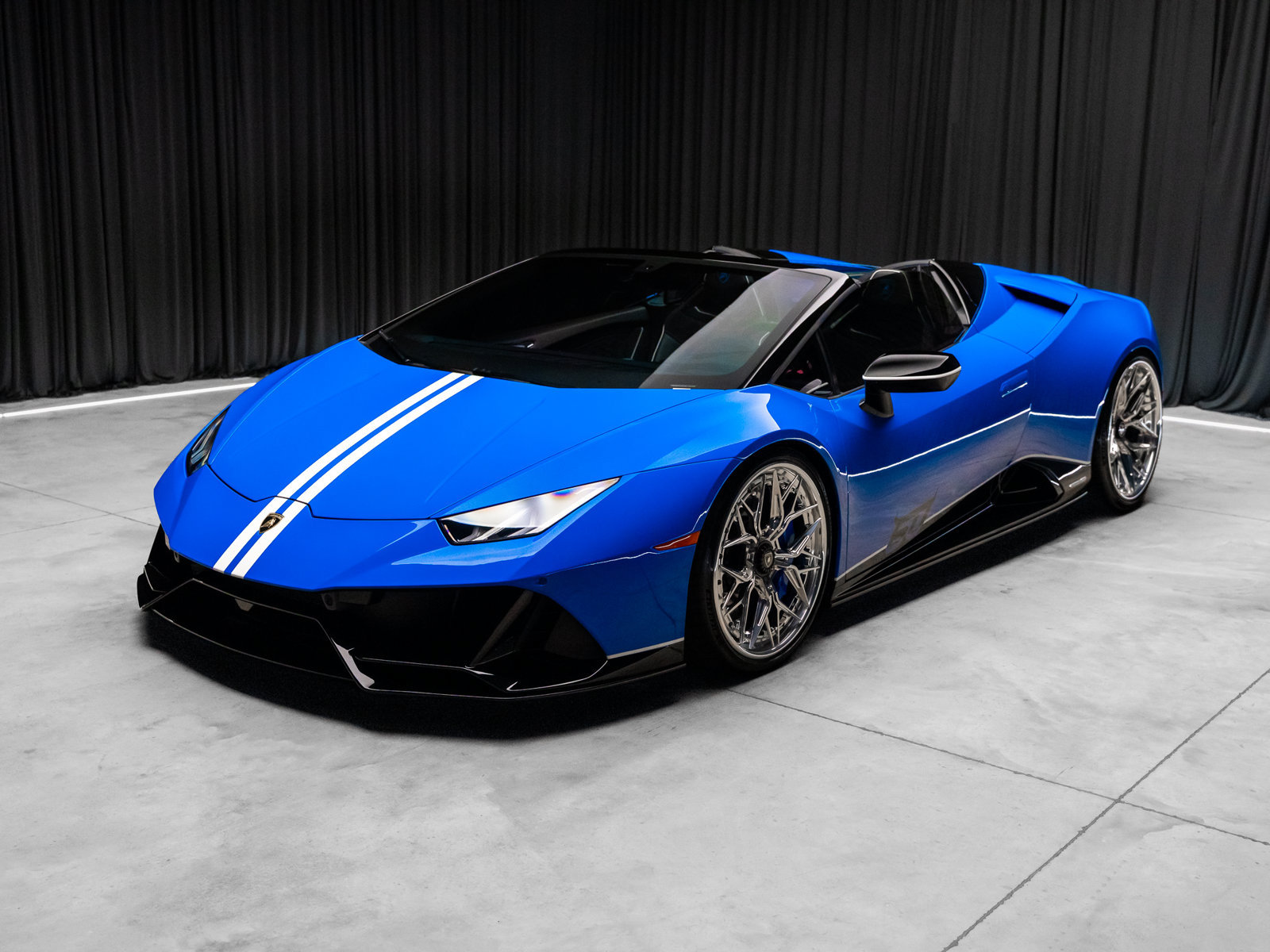 Used 2024 Lamborghini Huracan EVO AWD/4WD image 22