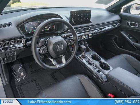 Certified 2025 Honda Civic Sport Touring image 17
