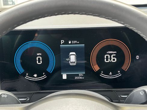 Used 2025 Hyundai Kona SEL image 36