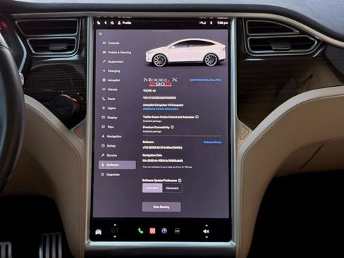 Used 2016 Tesla Model X Performance AWD/4WD image 15