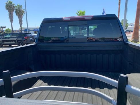 Used 2021 GMC Sierra 1500 SLT w/ SLT Premium Package AWD/4WD image 10