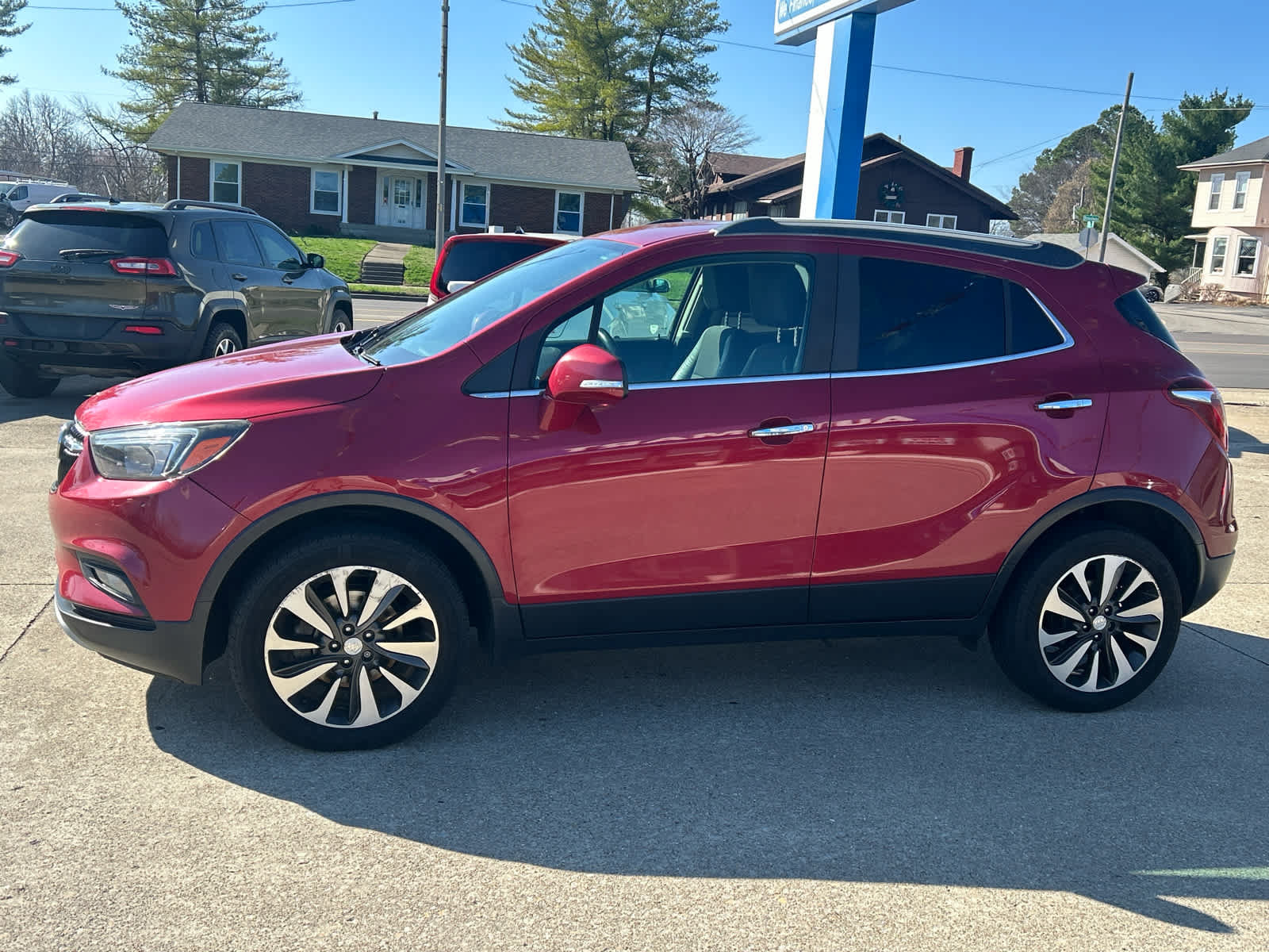 Used 2017 Buick Encore Preferred AWD/4WD image 4