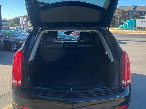 Used 2014 Cadillac SRX Luxury w/ Driver Awareness Package FWD image 8