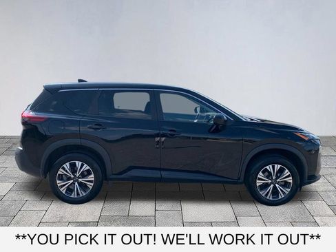 Used 2023 Nissan Rogue SV AWD/4WD image 8