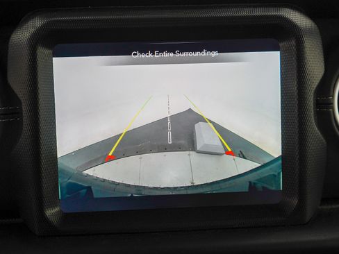 Used 2021 Jeep Wrangler Unlimited Sahara w/ Dual Top Group image 28