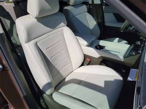 New 2025 Hyundai Santa Fe Calligraphy image 16