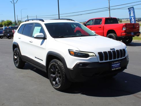 Used 2019 Jeep Cherokee Sport AWD/4WD image 8