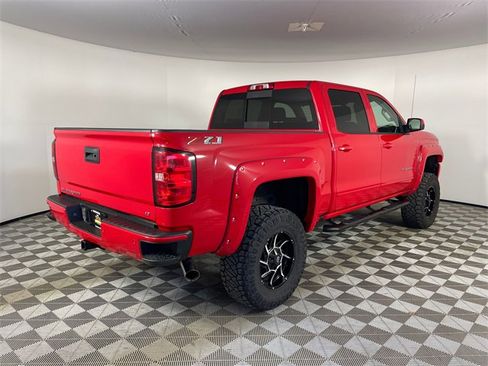 Used 2018 Chevrolet Silverado 1500 LT w/ All Star Edition image 22