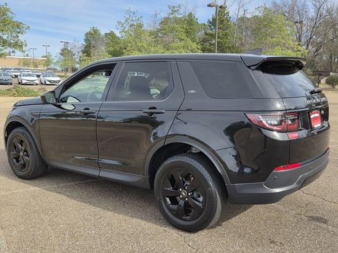 Used 2023 Land Rover Discovery Sport S image 6