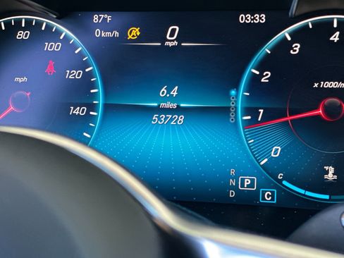 Used 2021 Mercedes-Benz GLC 300 image 27