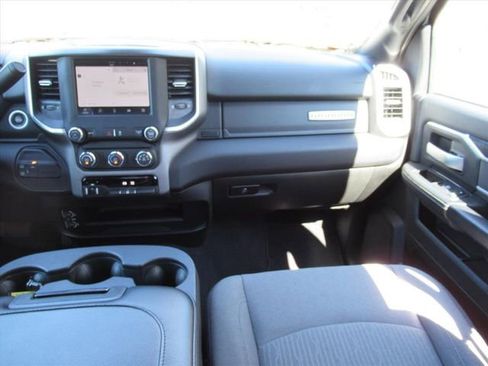 Used 2024 RAM 2500 Big Horn image 15