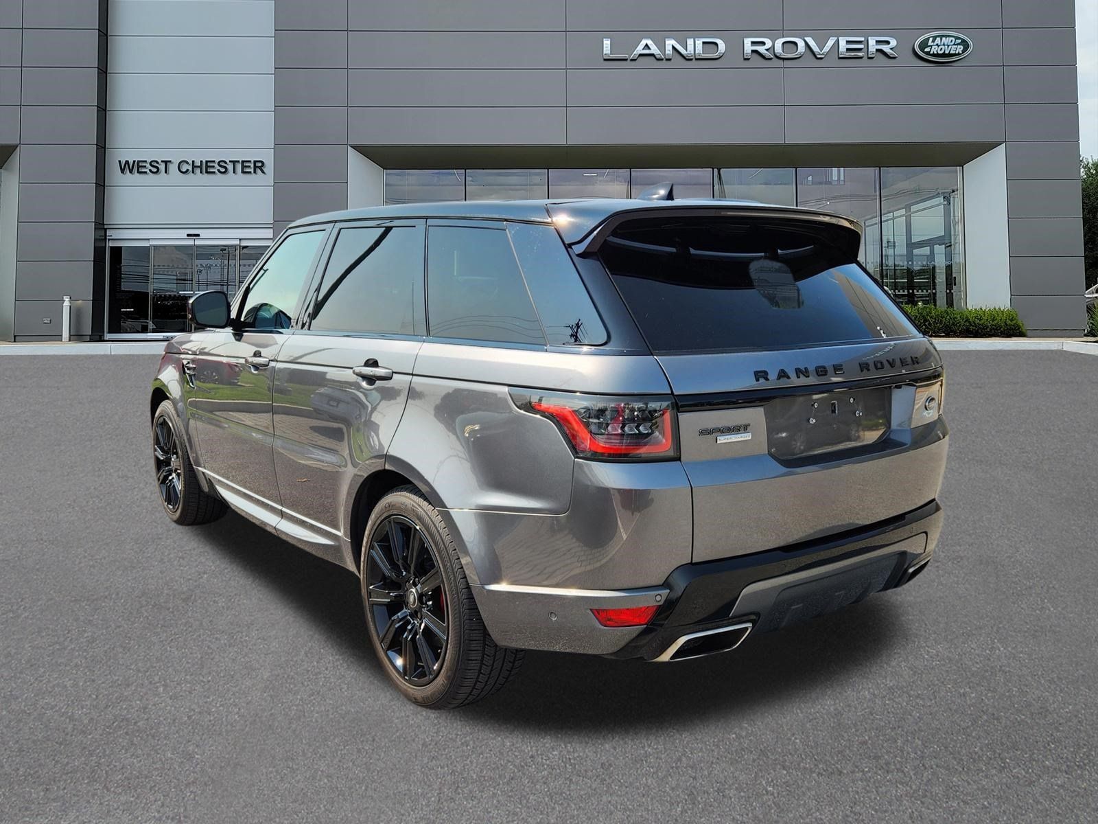 Used 2018 Land Rover Range Rover Sport Supercharged AWD/4WD image 3