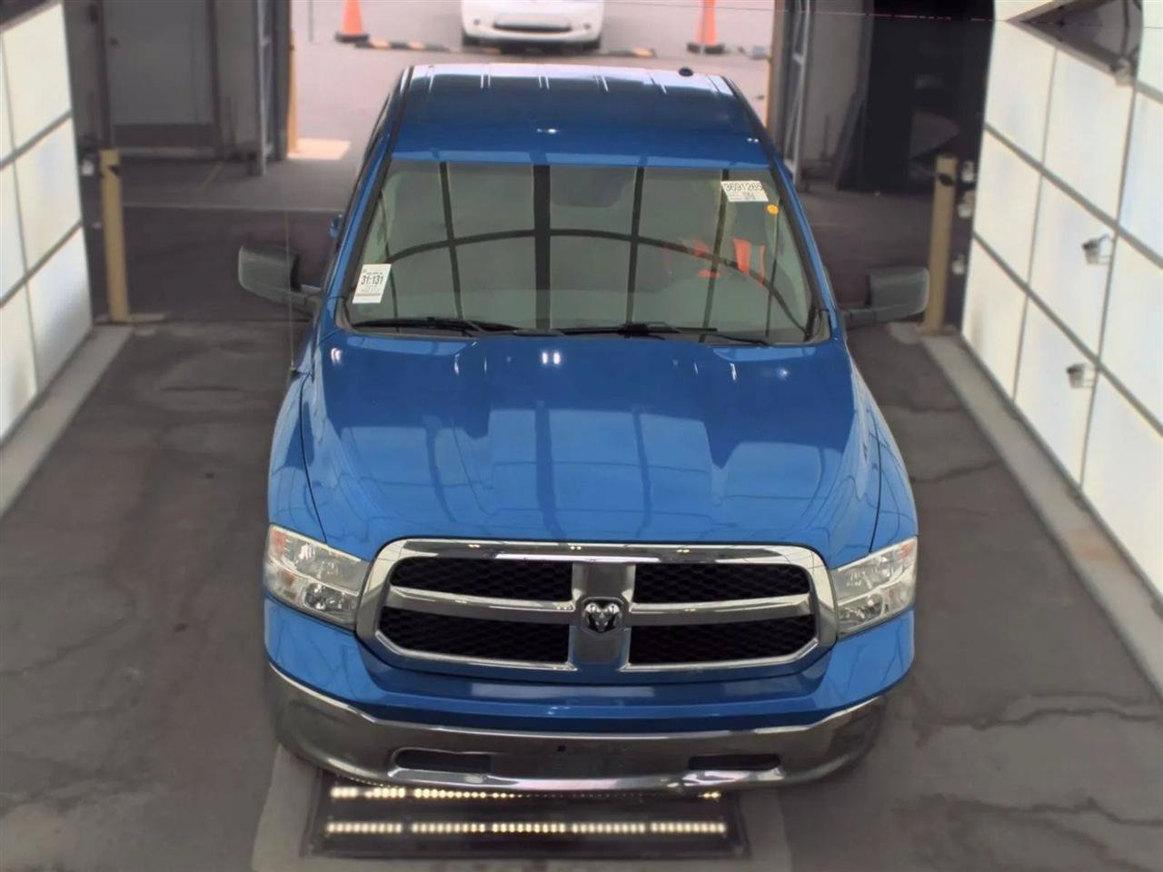 Used 2019 RAM 1500 Classic SLT RWD image 2