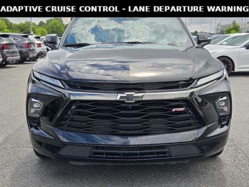 Used 2024 Chevrolet Blazer RS w/ Driver Confidence II Package FWD image 2
