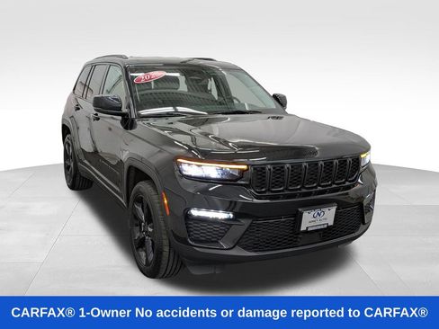 Used 2023 Jeep Grand Cherokee Limited w/ Black Appearance Package AWD/4WD image 23