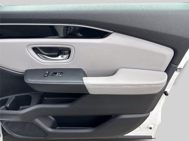 Used 2025 Honda Pilot EX-L image 25