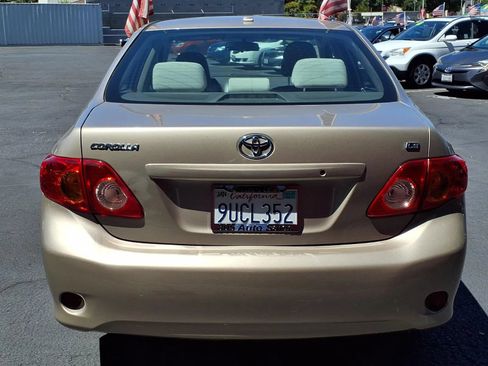 Used 2009 Toyota Corolla LE FWD image 8