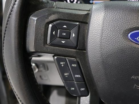 Used 2020 Ford F150 XLT w/ Equipment Group 302A Luxury AWD/4WD image 37