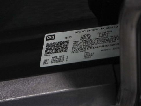 Used 2023 Chevrolet Suburban LT image 37