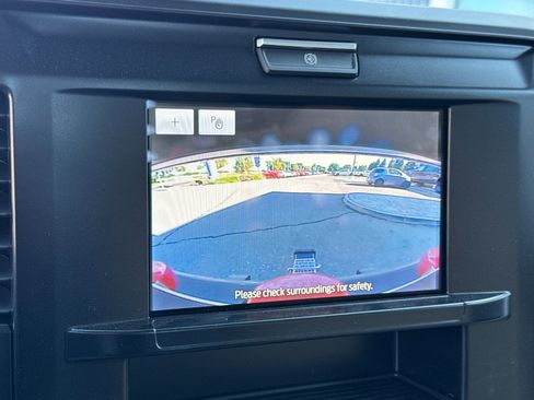 New 2025 Ford F550 4x4 Regular Cab Super Duty image 17