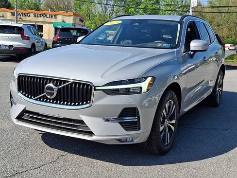 Certified 2023 Volvo XC60 B5 Core w/ Climate Package AWD/4WD image 3