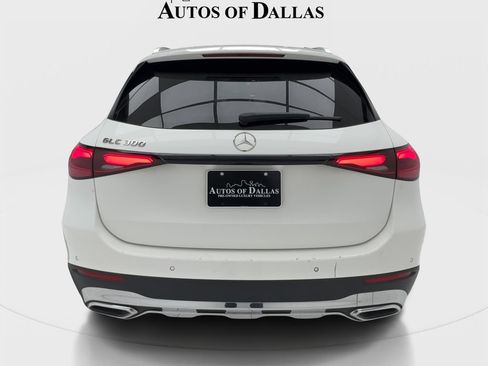Used 2024 Mercedes-Benz GLC 300 image 9