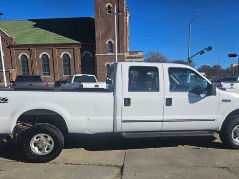 Used 1999 Ford F350 Lariat image 4