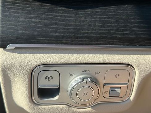 New 2026 Mercedes-Benz GLE 450 4MATIC image 18