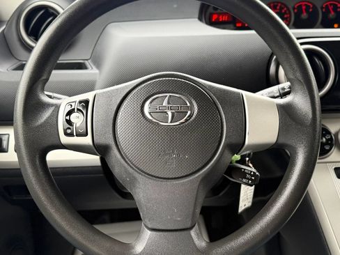 Used 2008 Scion xB FWD image 12