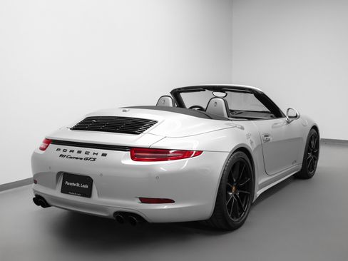 Used 2015 Porsche 911 Carrera GTS image 10