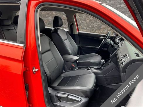 Used 2018 Volkswagen Tiguan SE AWD/4WD image 6