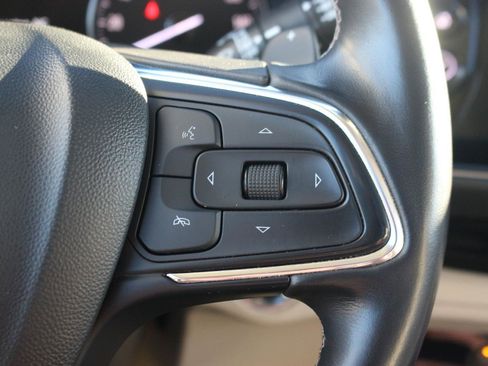 Used 2022 Buick Envision Avenir w/ Safety Package image 19