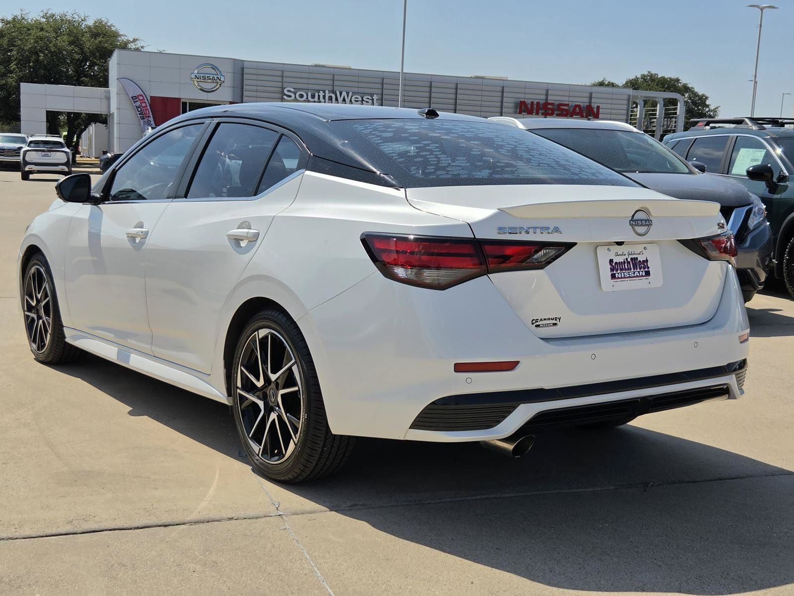 Certified 2024 Nissan Sentra SR w/ SR Premium Package FWD image 7