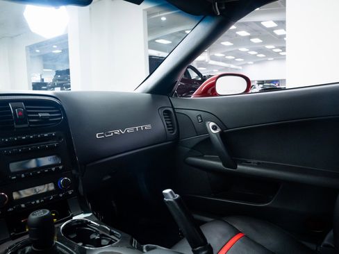 Used 2011 Chevrolet Corvette Z06 image 10