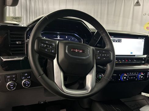 Used 2024 GMC Sierra 1500 Elevation AWD/4WD image 15