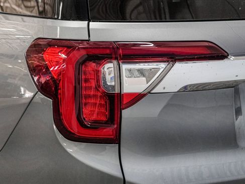 Certified 2023 GMC Acadia SLE w/ Driver Convenience Package image 16