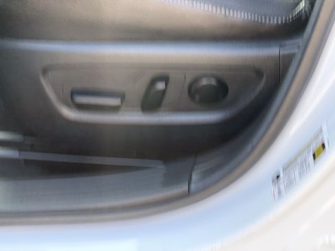 Used 2025 MAZDA CX-50 AWD 2.5 S w/ Preferred Package image 17