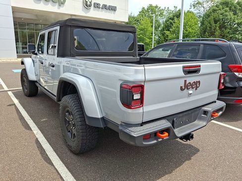 Used 2022 Jeep Gladiator Mojave w/ LED Lighting Group AWD/4WD image 7